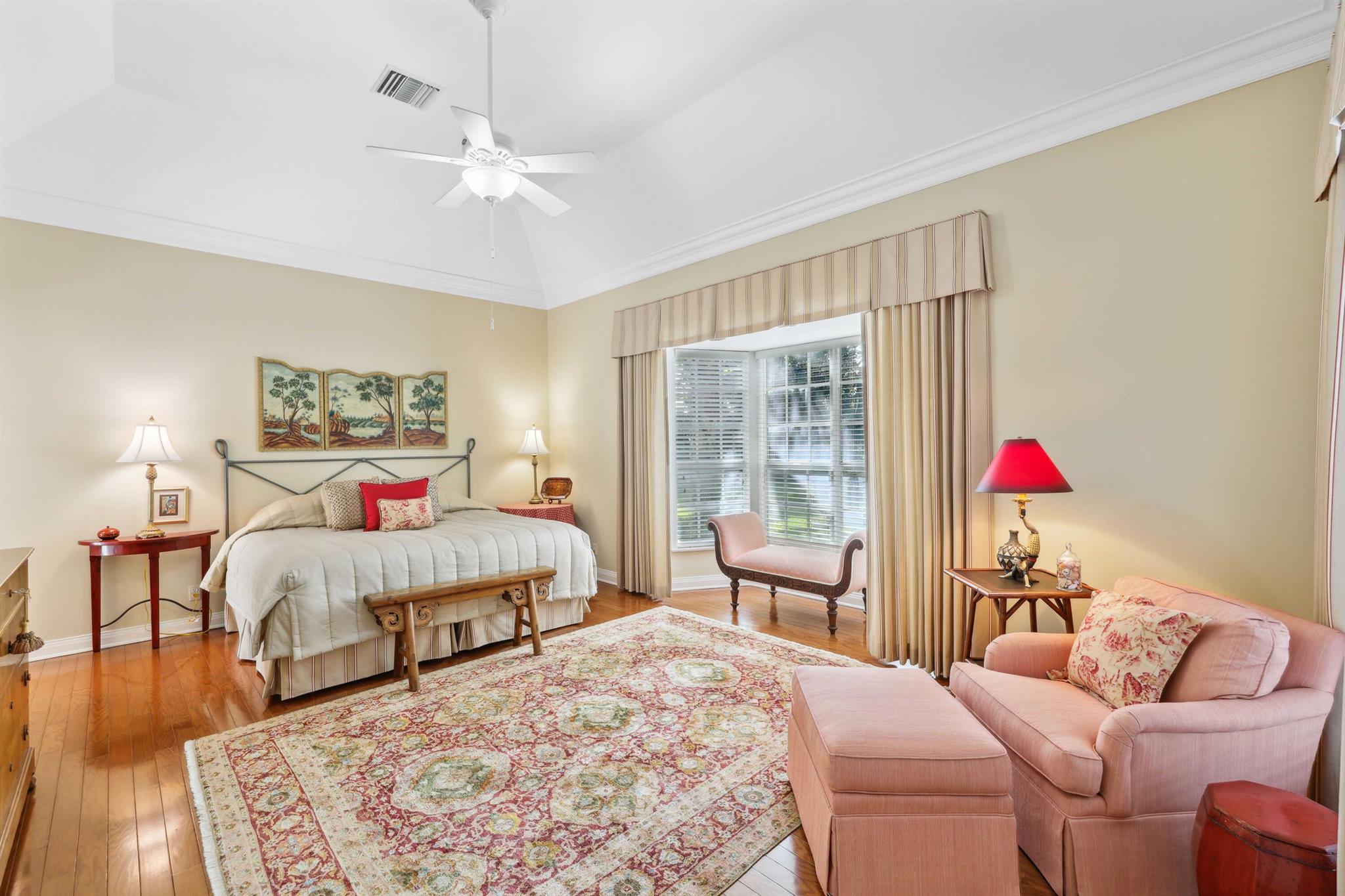 VILLAGE OF GOLF - Residential