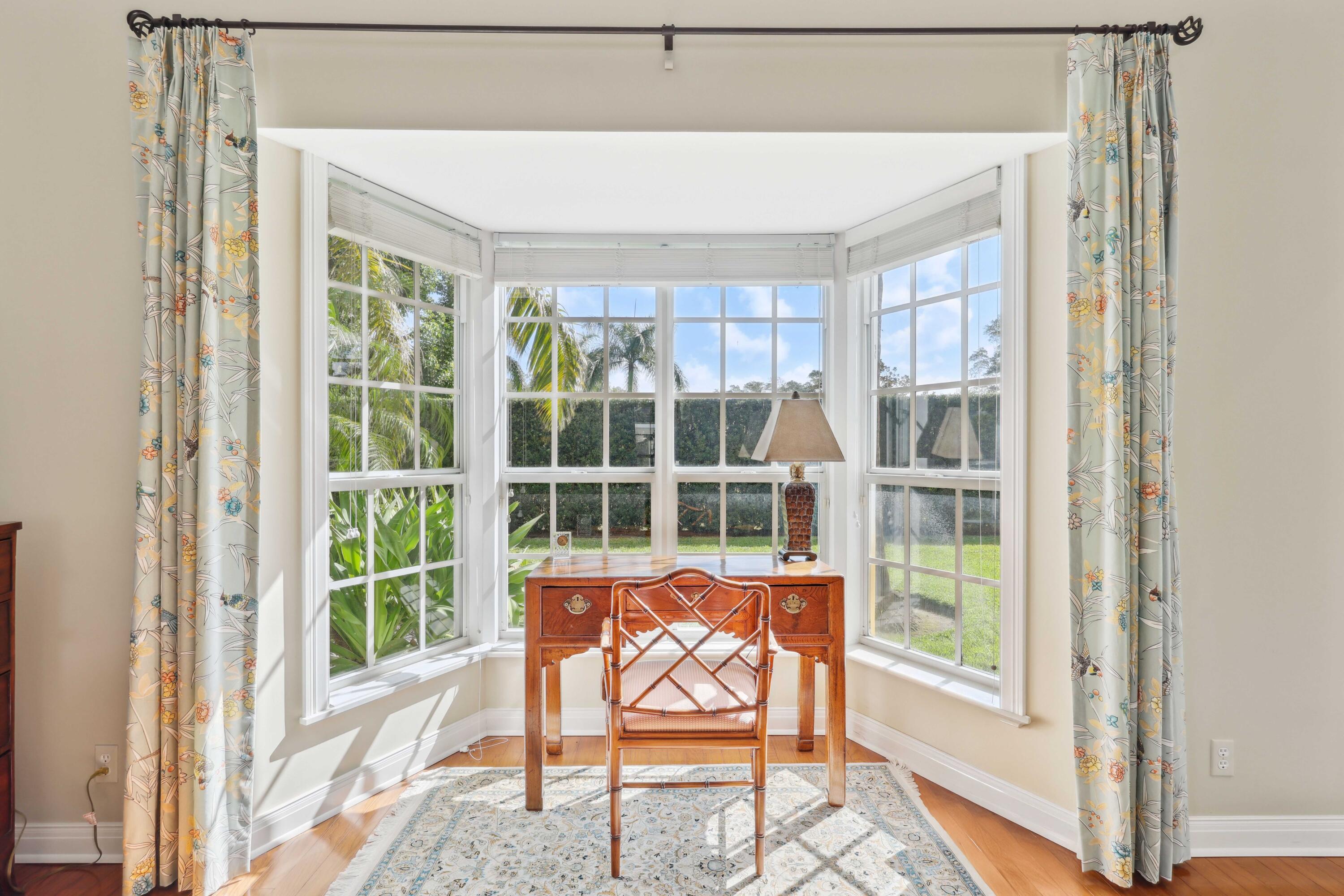 VILLAGE OF GOLF - Residential