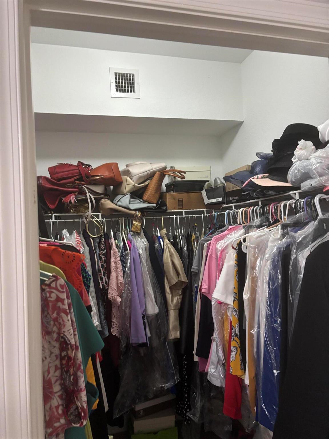 KENSINGTON OF ROYAL PALM - Residential