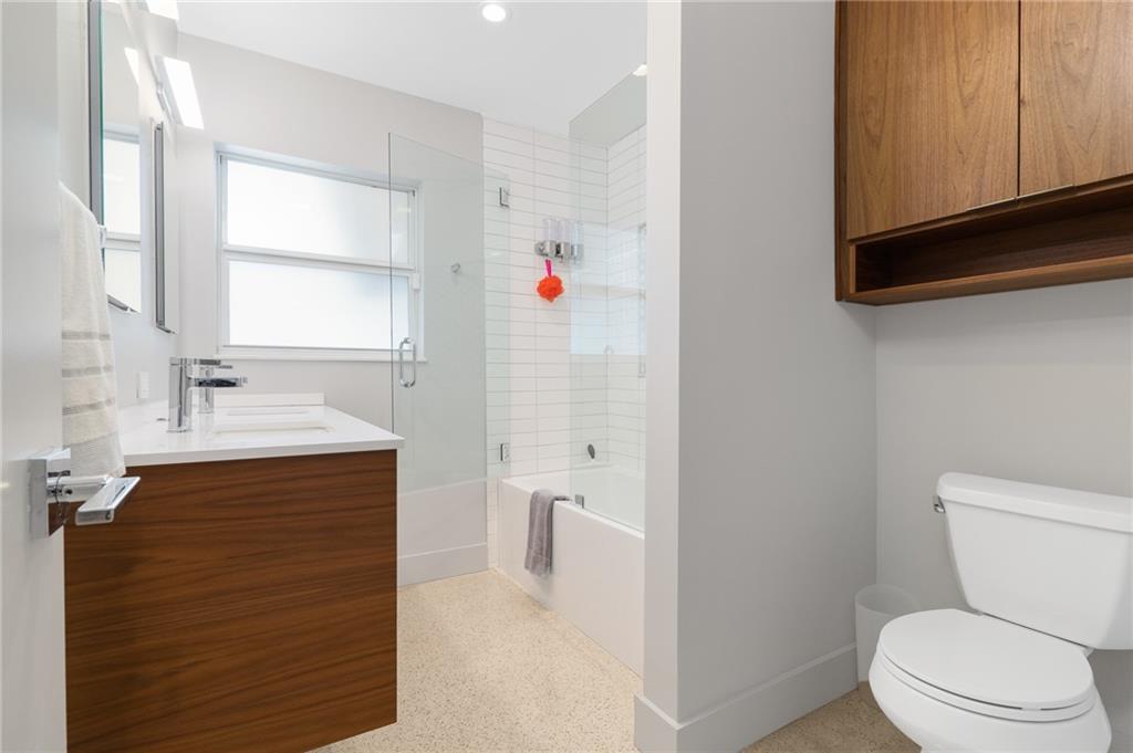 Middle River Manor Add 38 - Residential