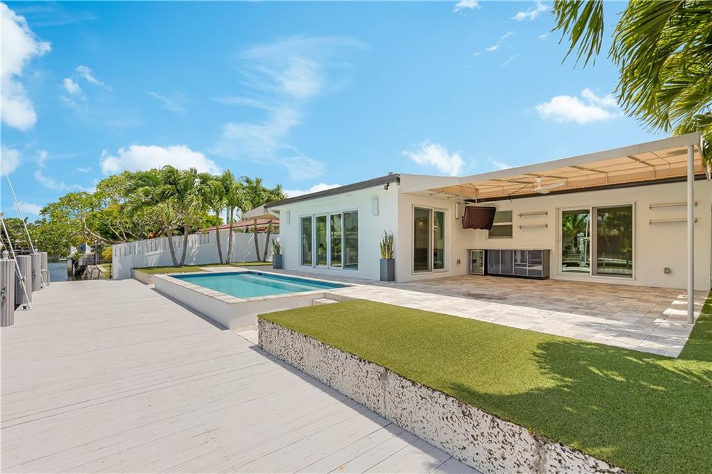 Middle River Manor Add 38 - Residential