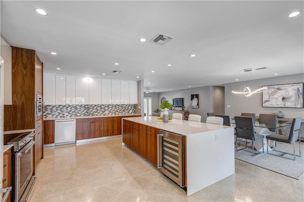 Middle River Manor Add 38 - Residential