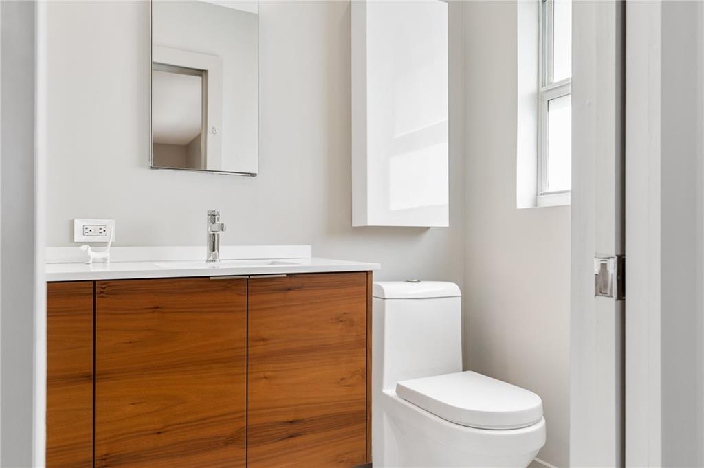 Middle River Manor Add 38 - Residential