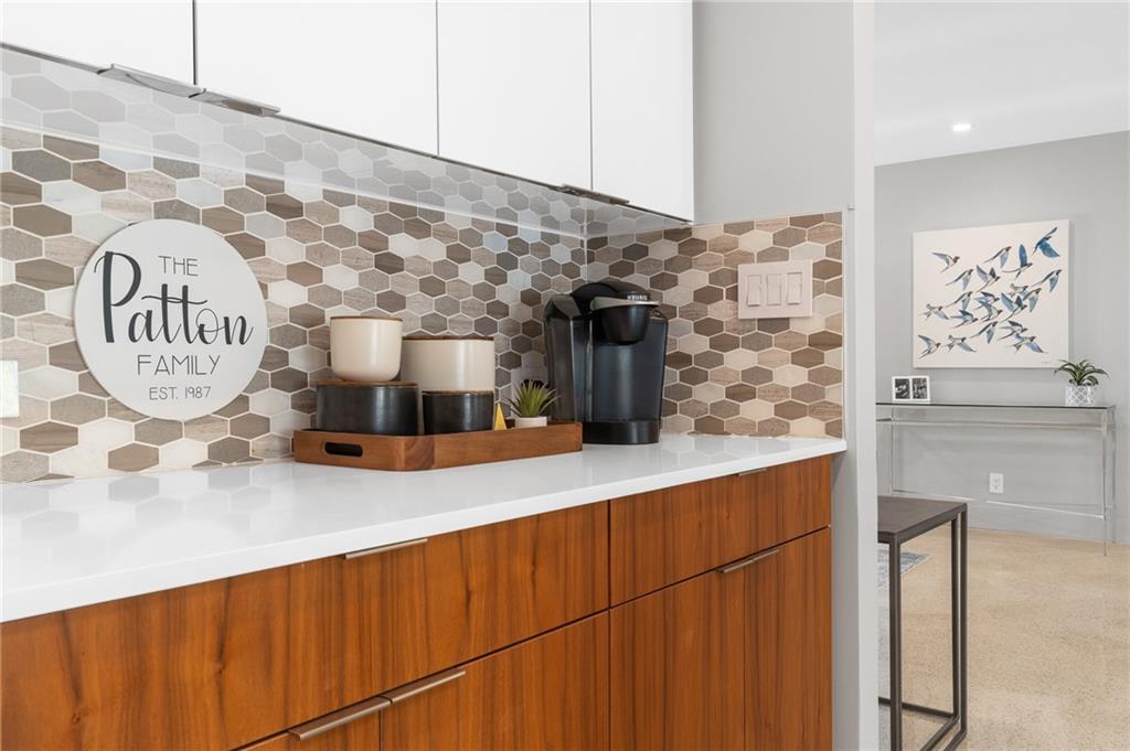 Middle River Manor Add 38 - Residential