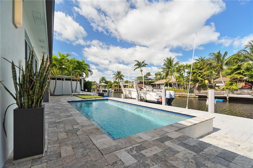 Middle River Manor Add 38 - Residential