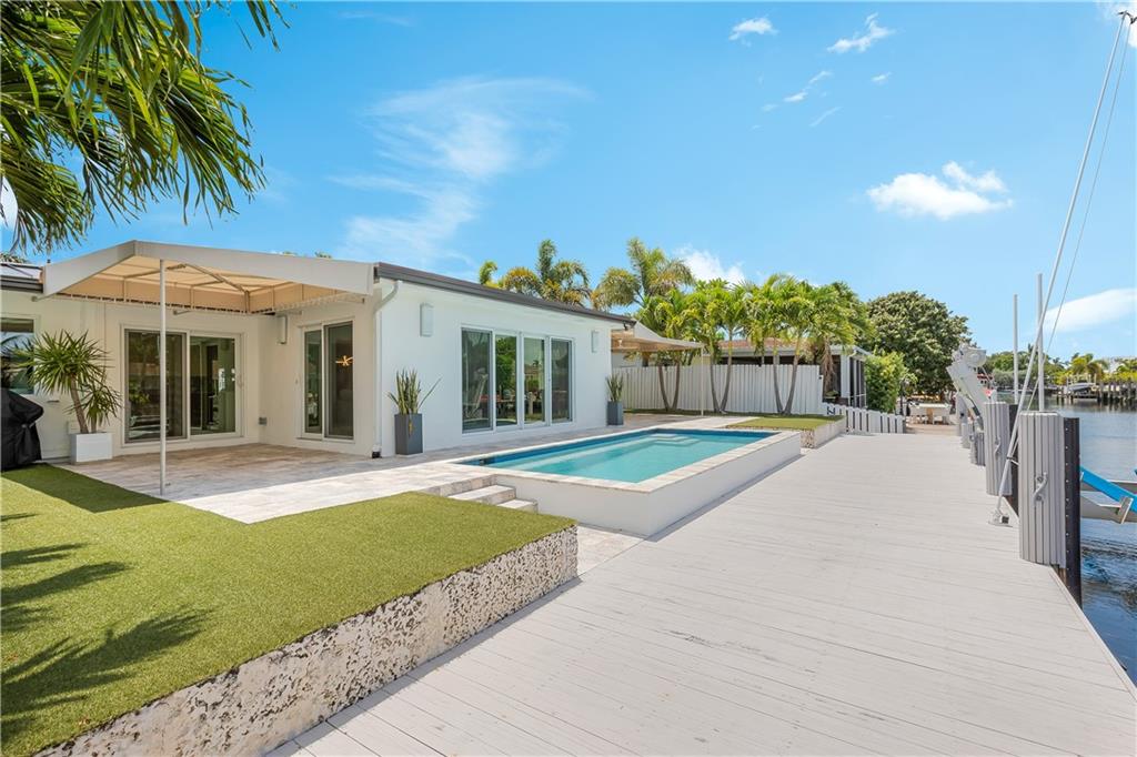 Middle River Manor Add 38 - Residential