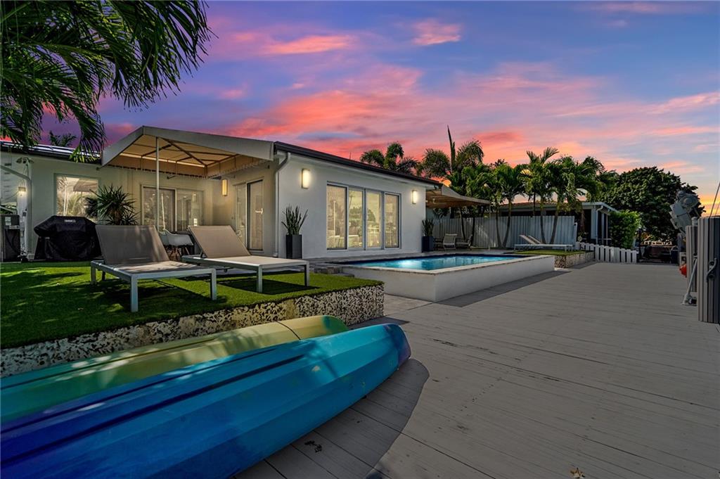 Middle River Manor Add 38 - Residential