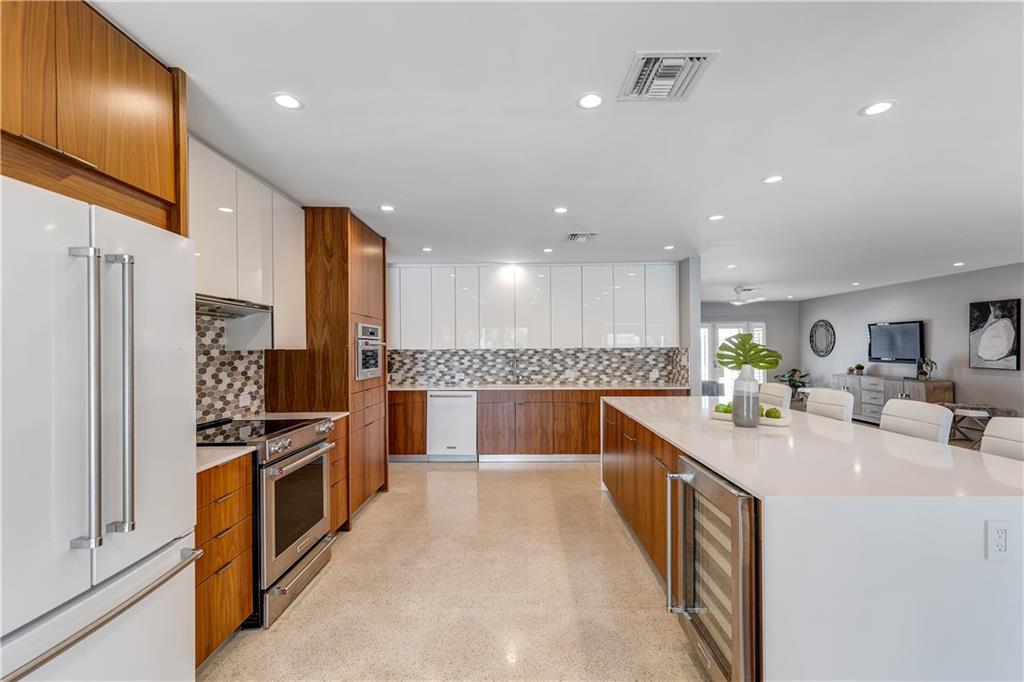 Middle River Manor Add 38 - Residential