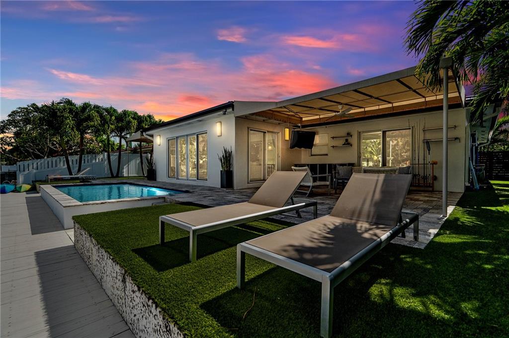 Middle River Manor Add 38 - Residential