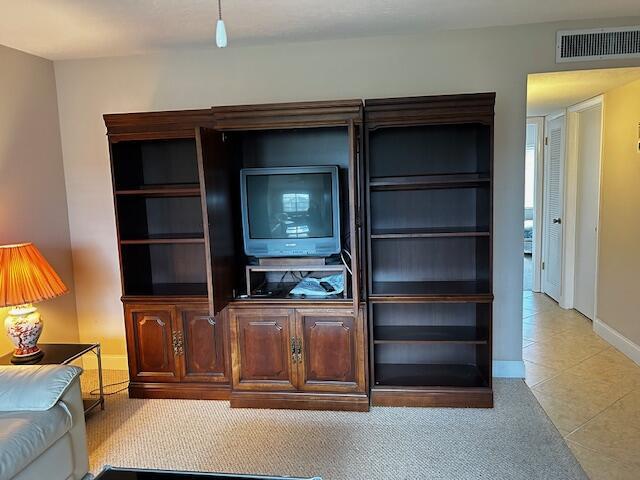 KINGS POINT NORMANDY COND - Residential