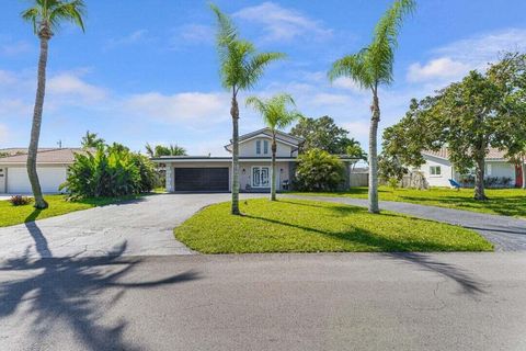 Single Family Residence in Boca Raton FL 2002 Bonnie Street St.jpg