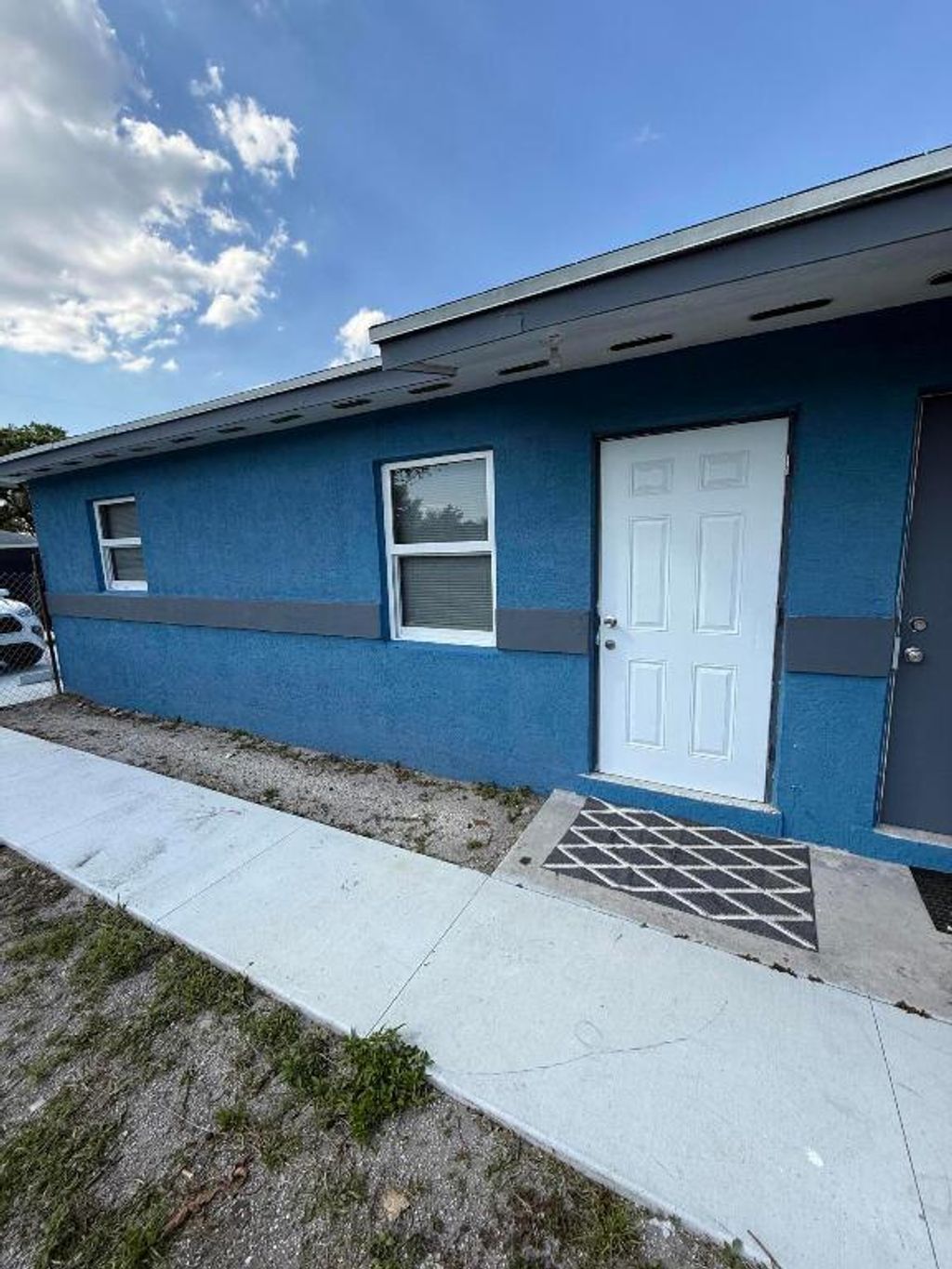 Photo of 510 N 21st Street, Fort Pierce, FL 34950 (MLS # R11072054)