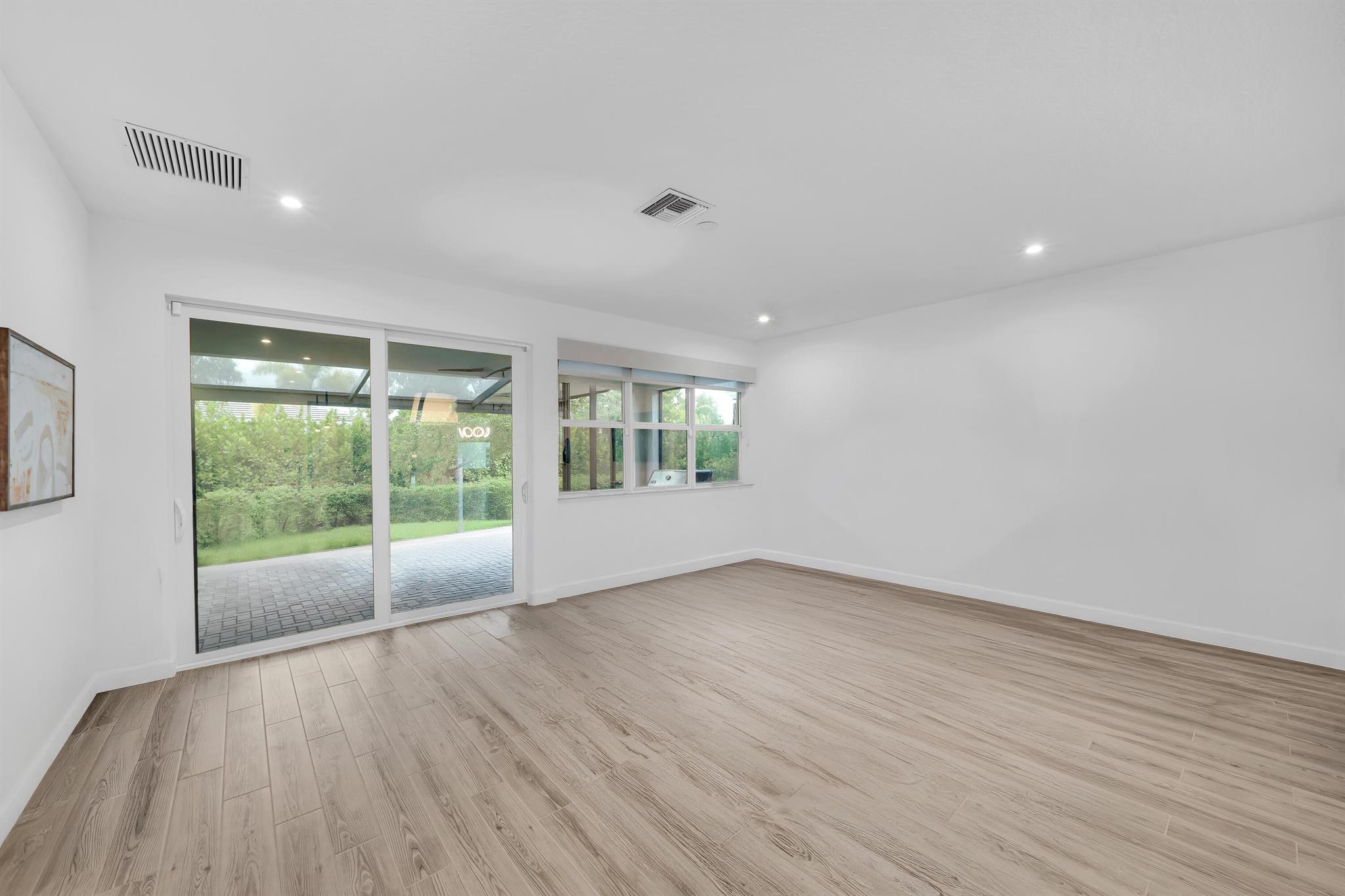 TELARO AT SOUTHERN GROVE - Residential Lease