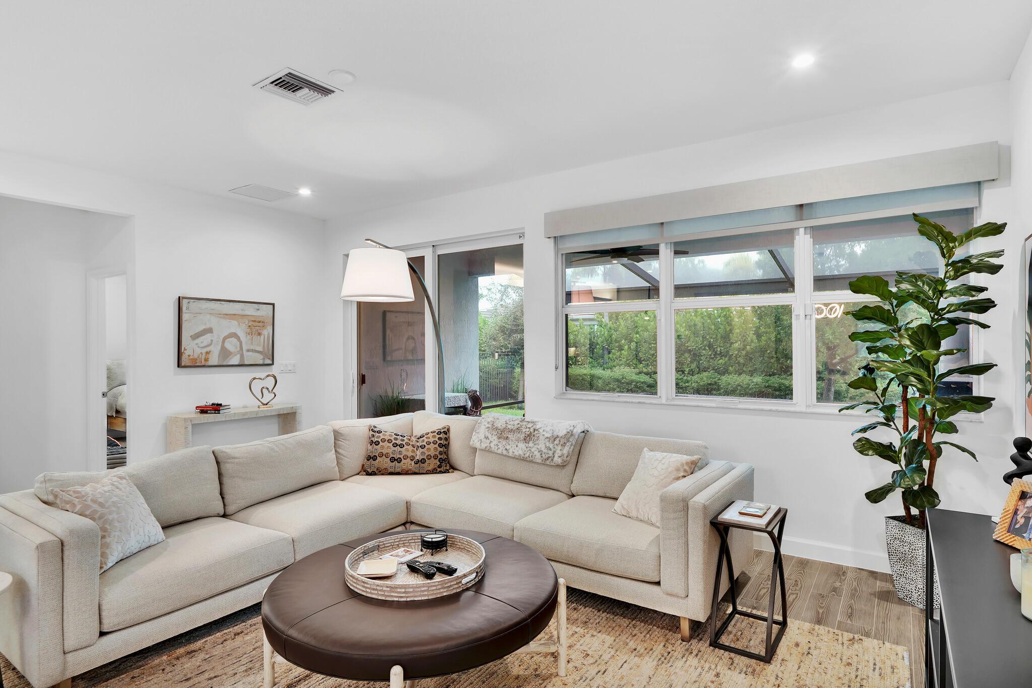 TELARO AT SOUTHERN GROVE - Residential Lease