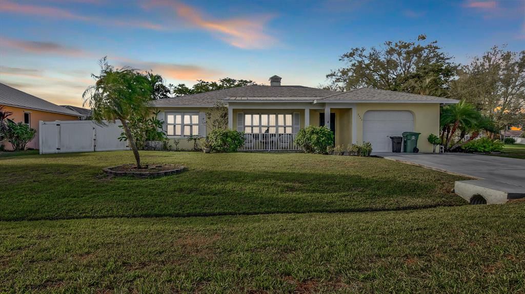 Photo of 2442 SE Grand Drive, Port Saint Lucie, FL 34952 (MLS # R10784256)