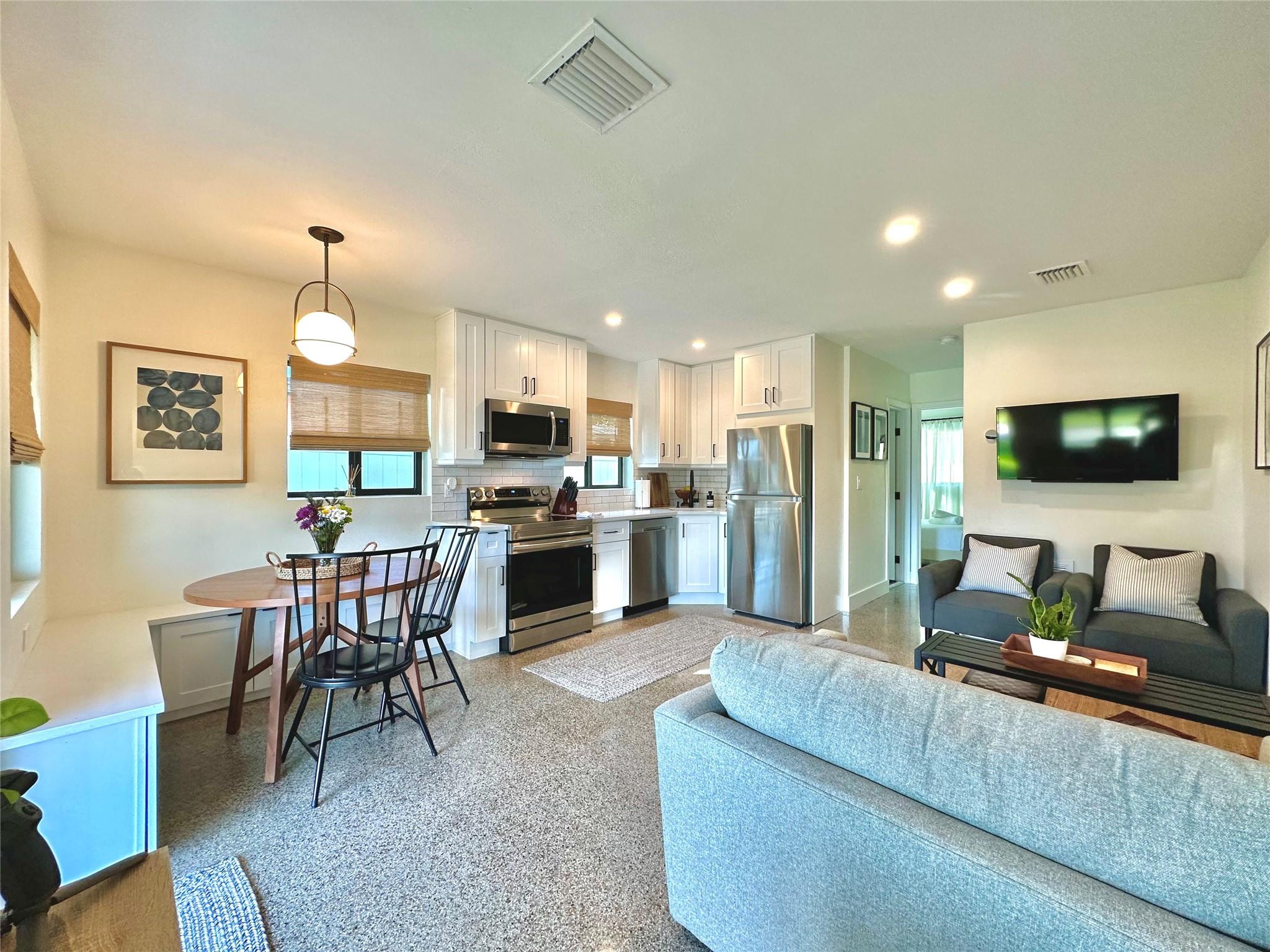 Fully remodel- Wilton - Residential Lease