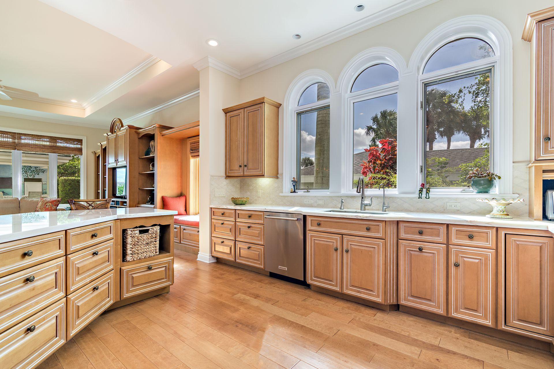 HARBOUR AT JONATHANS LANDING - Residential