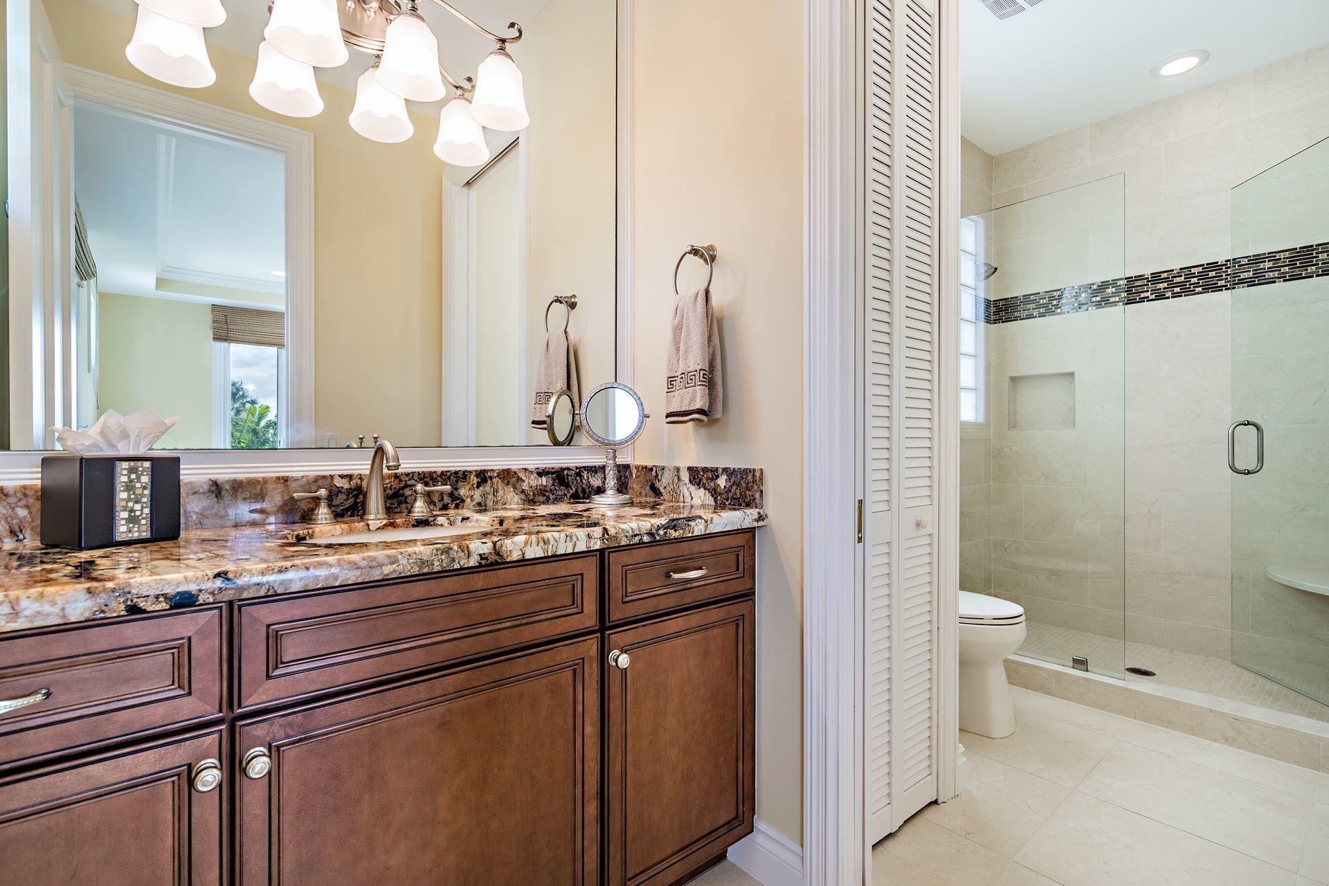 HARBOUR AT JONATHANS LANDING - Residential