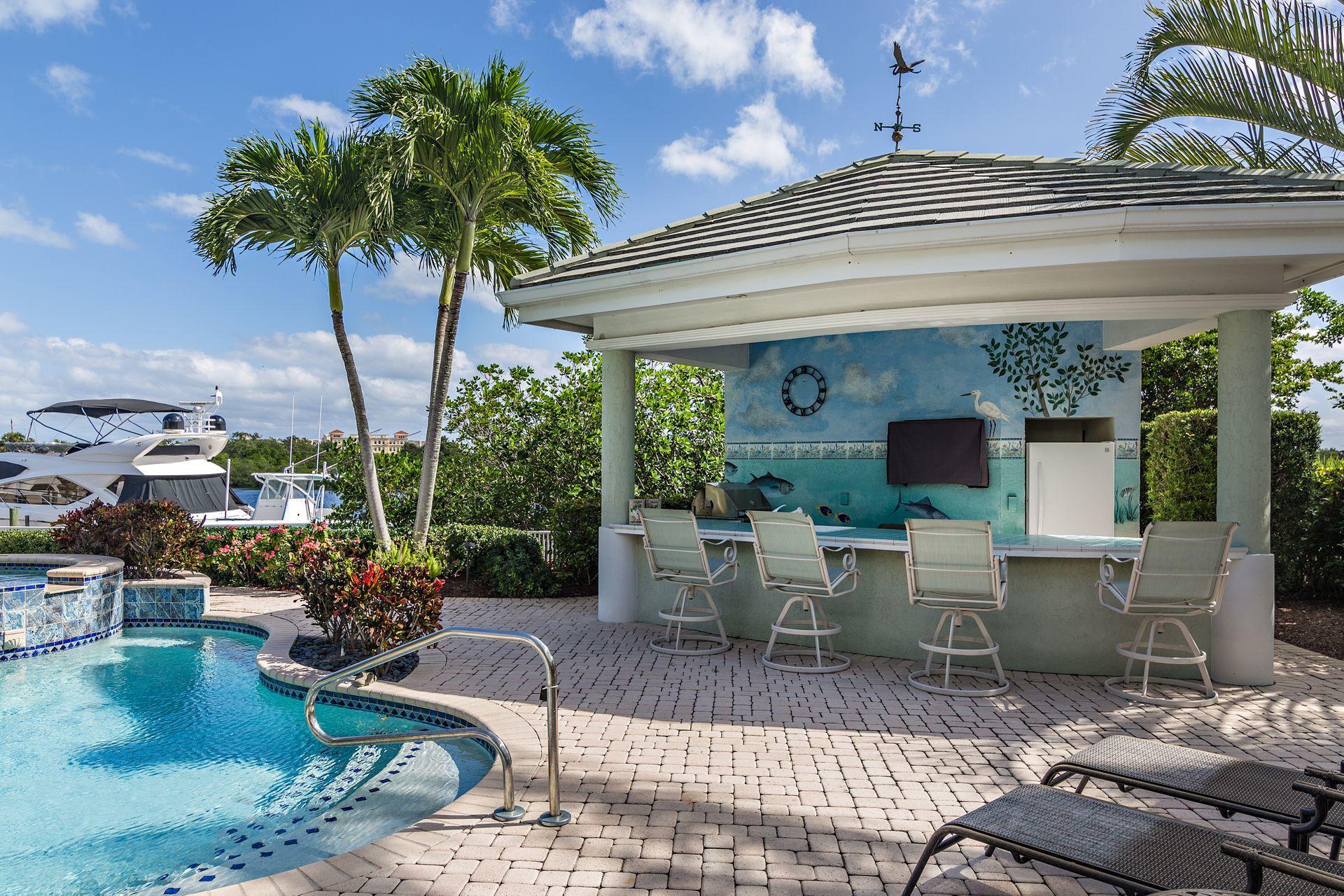 HARBOUR AT JONATHANS LANDING - Residential