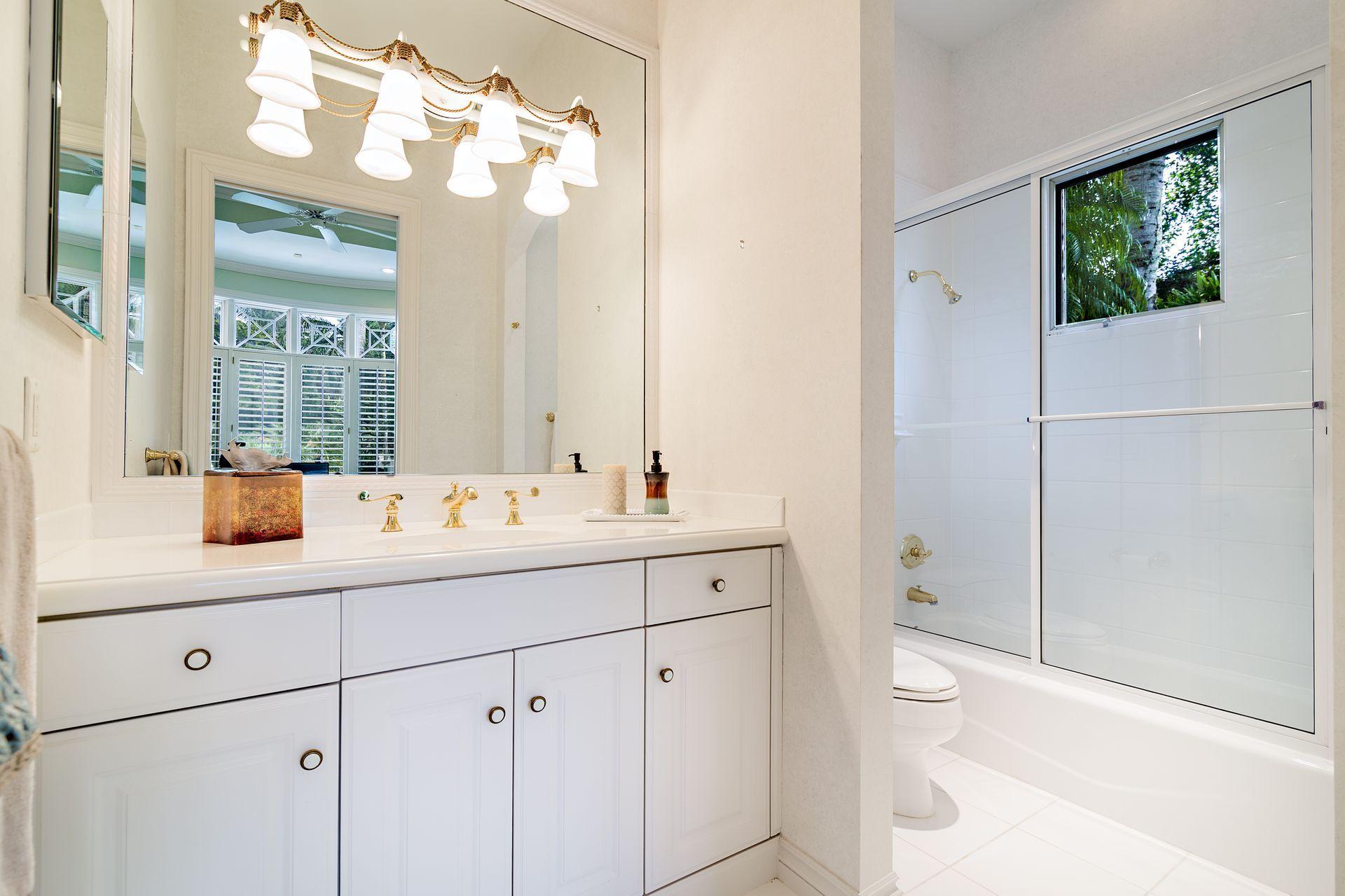 HARBOUR AT JONATHANS LANDING - Residential