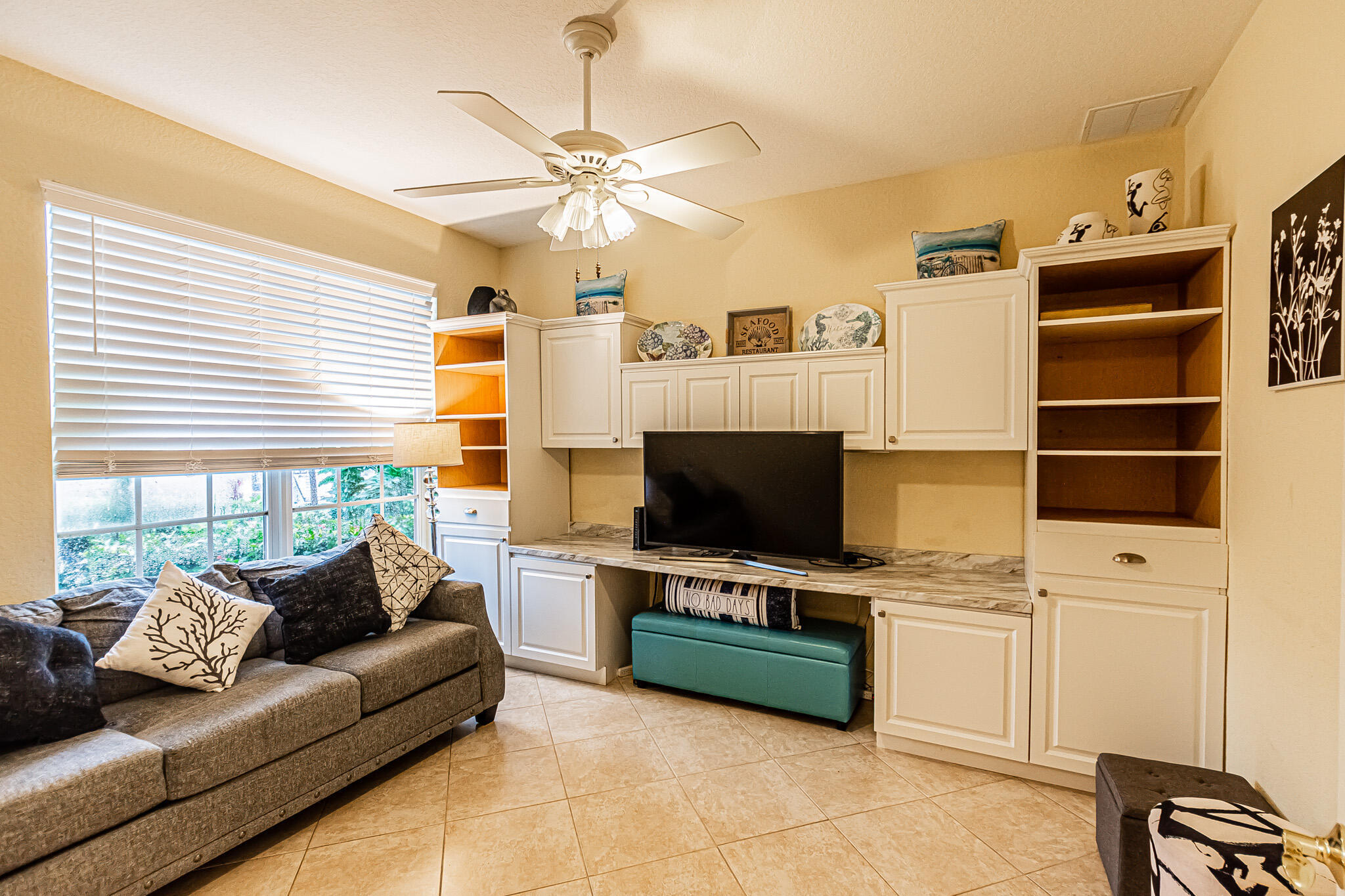CASCADES AT ST LUCIE WEST - Residential Lease