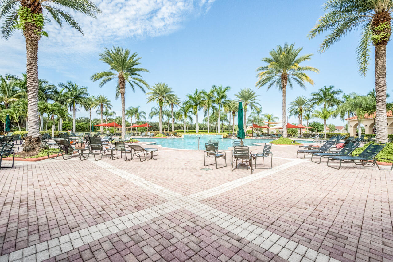CASCADES AT ST LUCIE WEST - Residential Lease