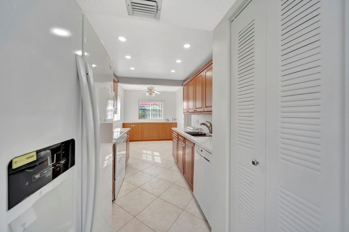 IVANHOE - Residential