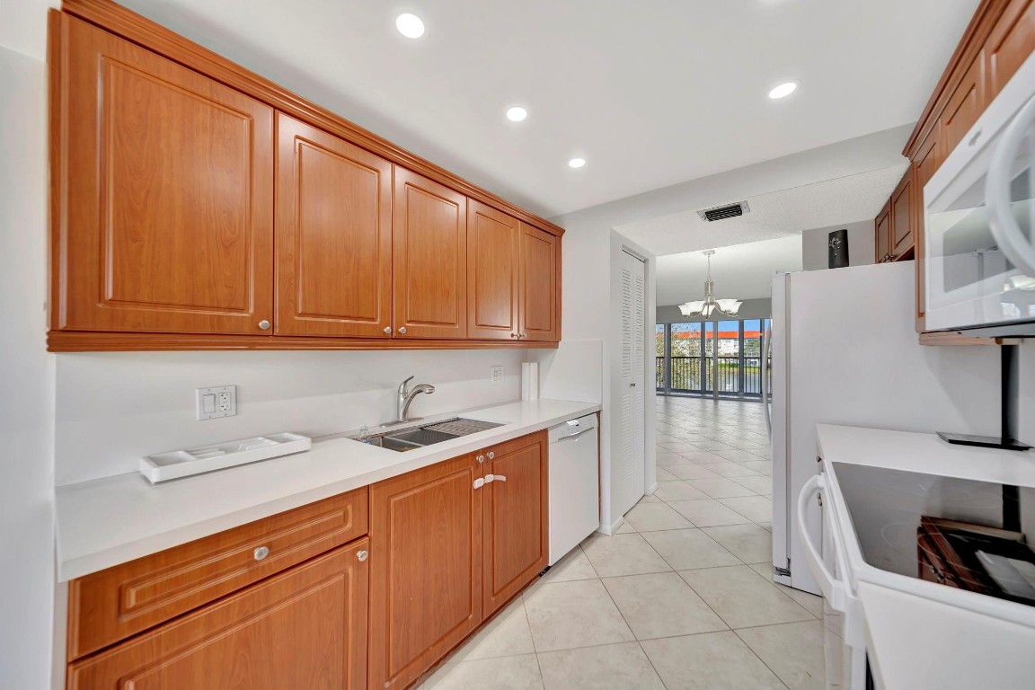 IVANHOE - Residential