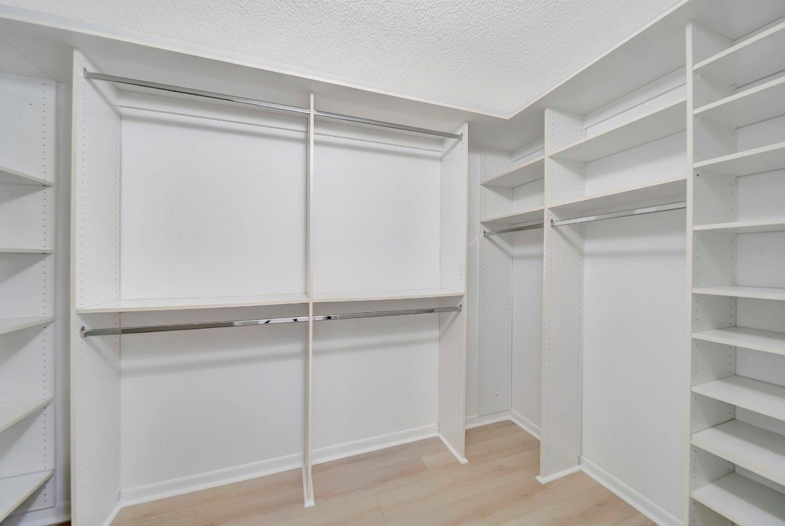 IVANHOE - Residential