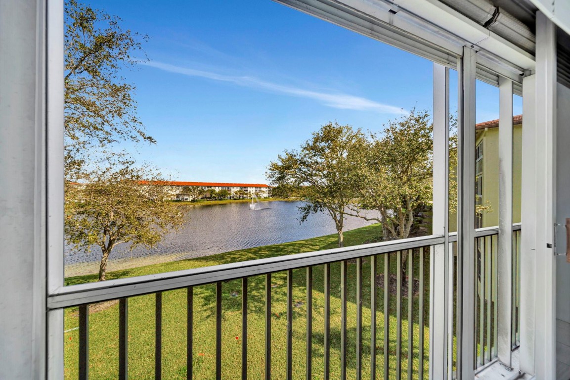 IVANHOE - Residential