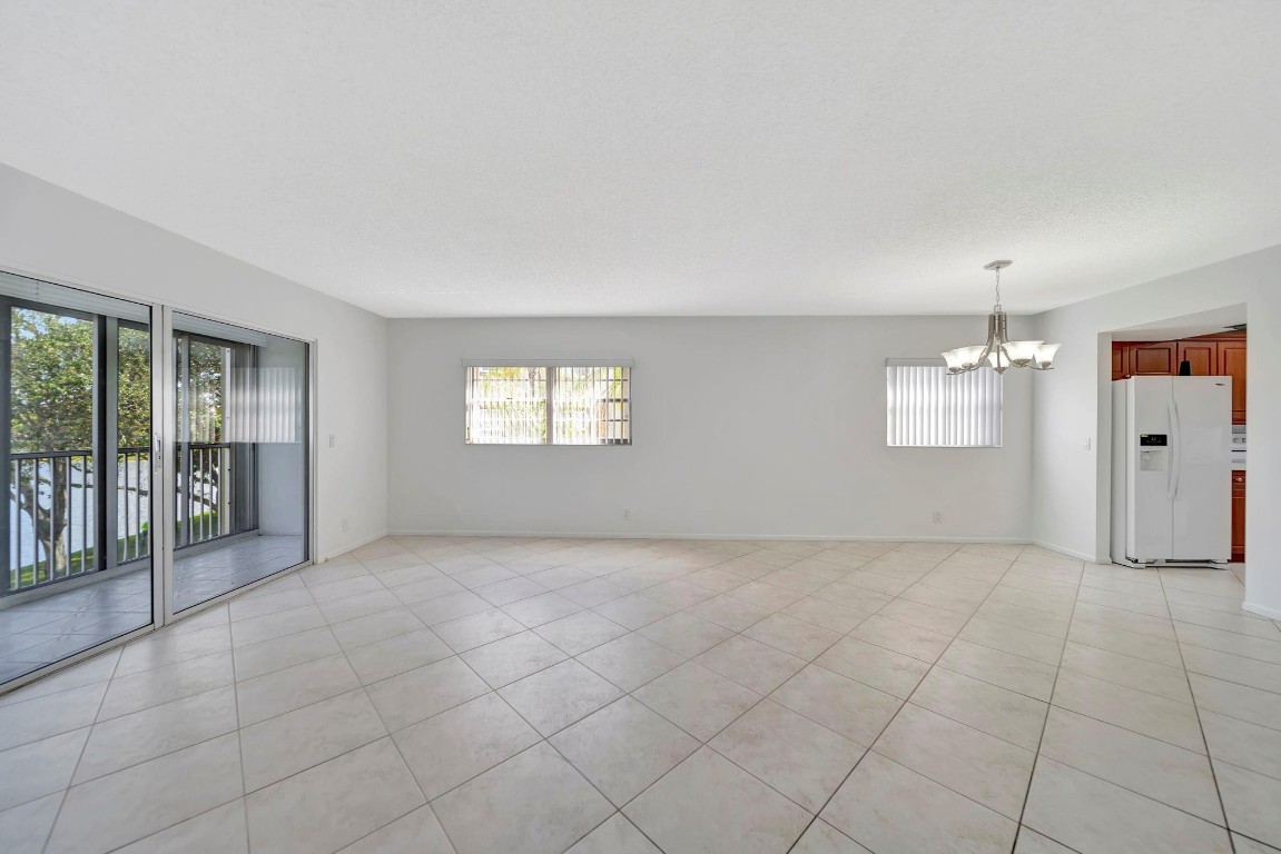 IVANHOE - Residential