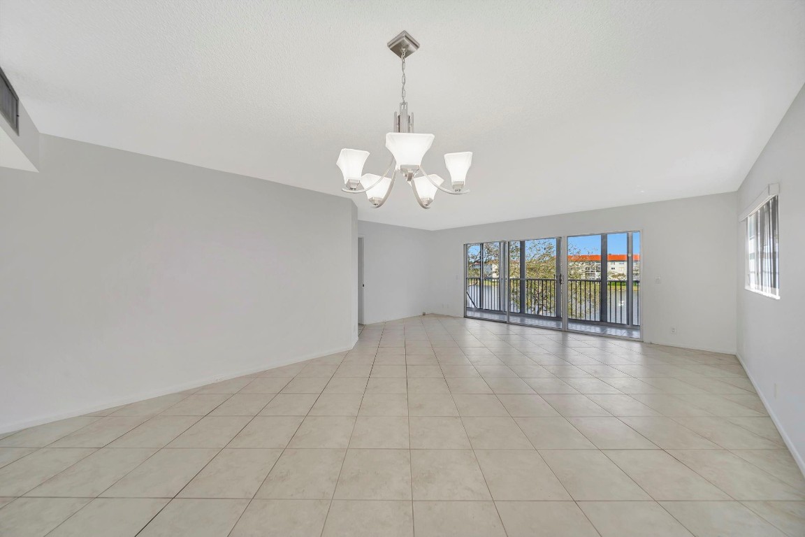 IVANHOE - Residential