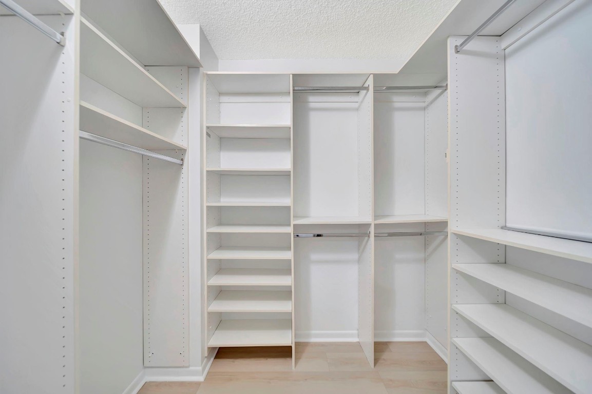 IVANHOE - Residential