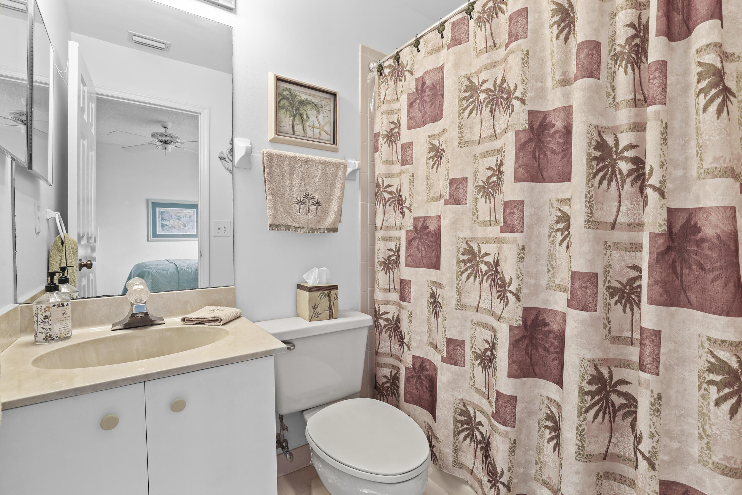 HOLLY CREEK - Residential