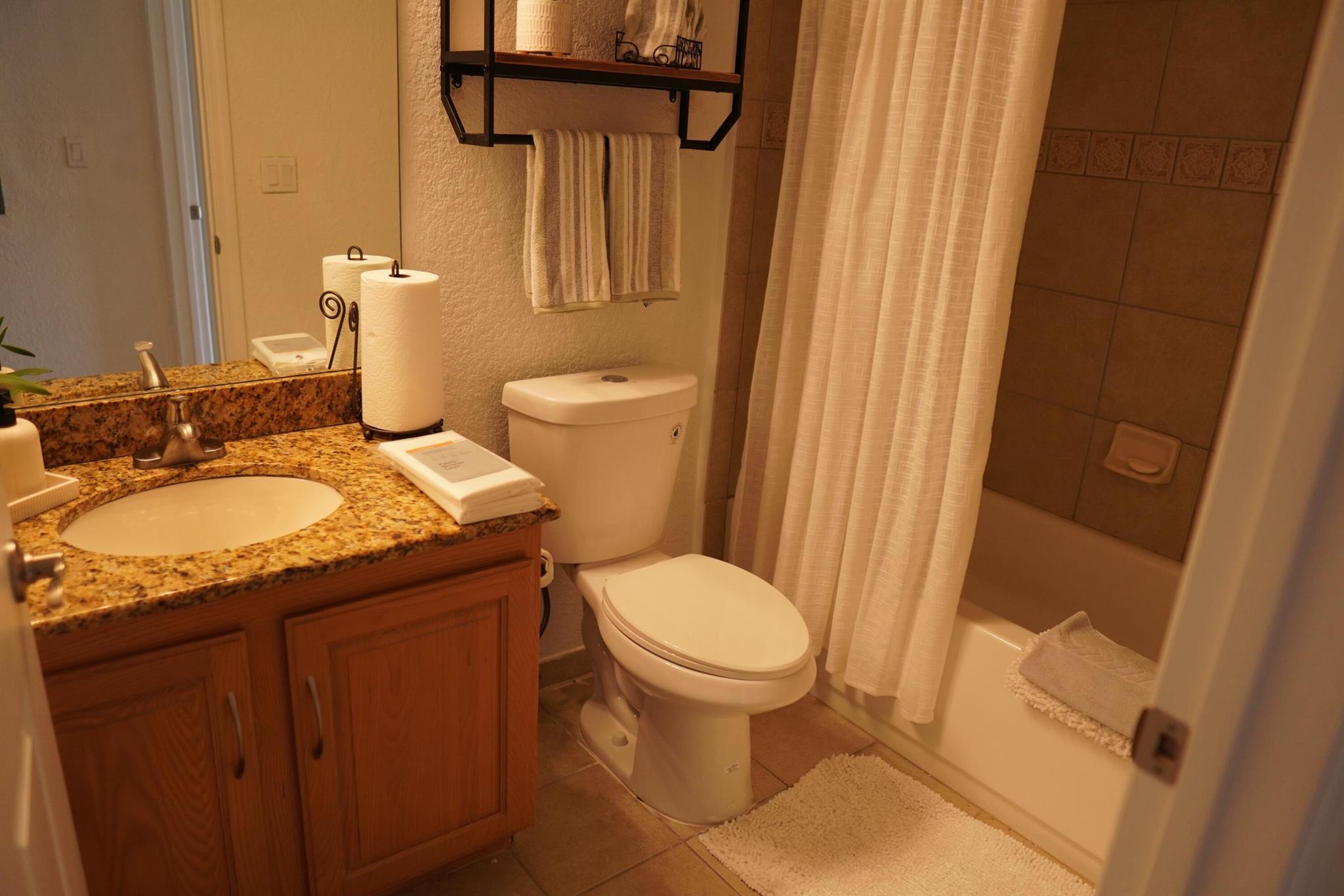 THE CLUB AT ST LUCIE WEST, A CONDOMINIUM - Residential Lease