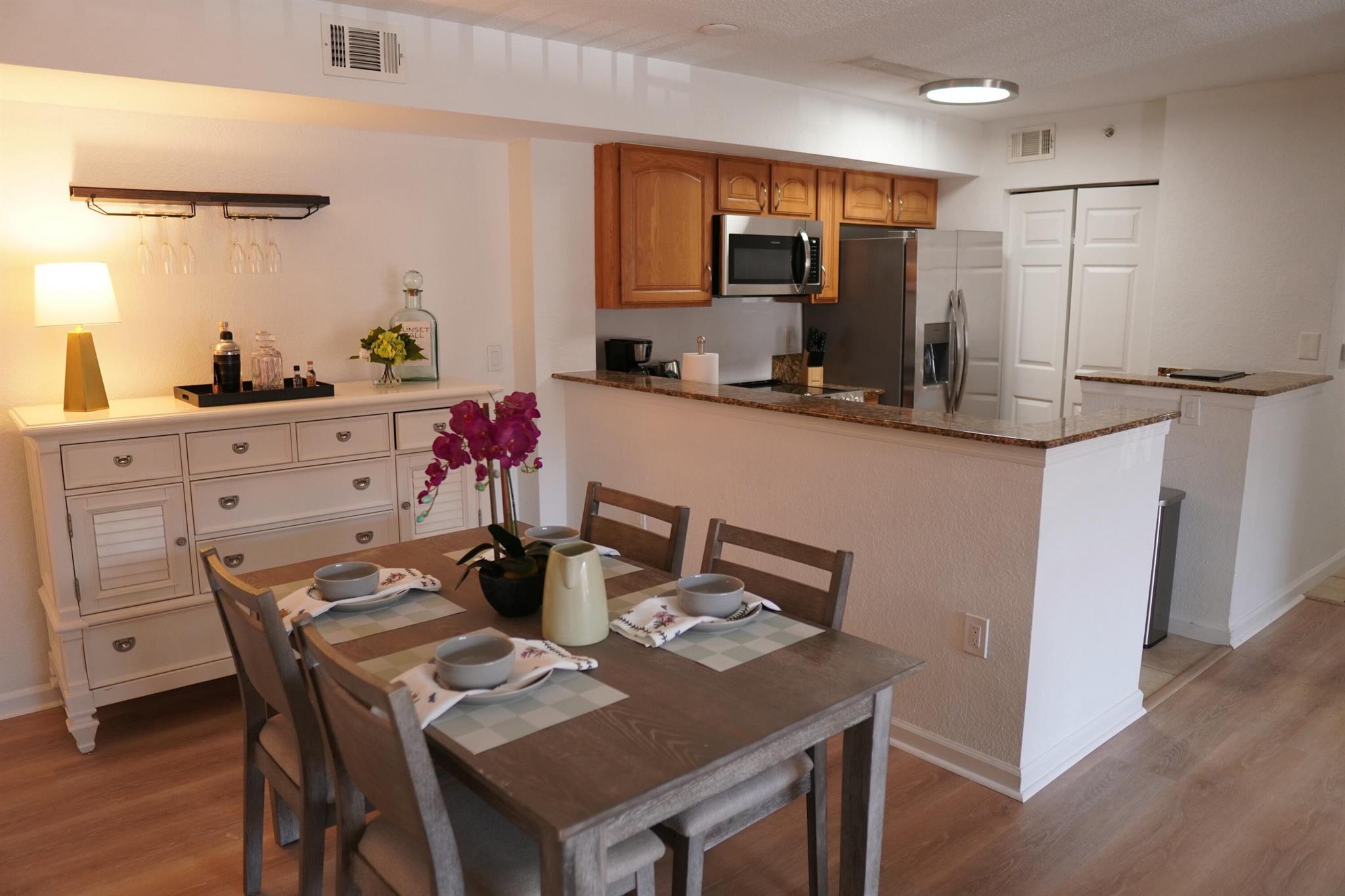 THE CLUB AT ST LUCIE WEST, A CONDOMINIUM - Residential Lease