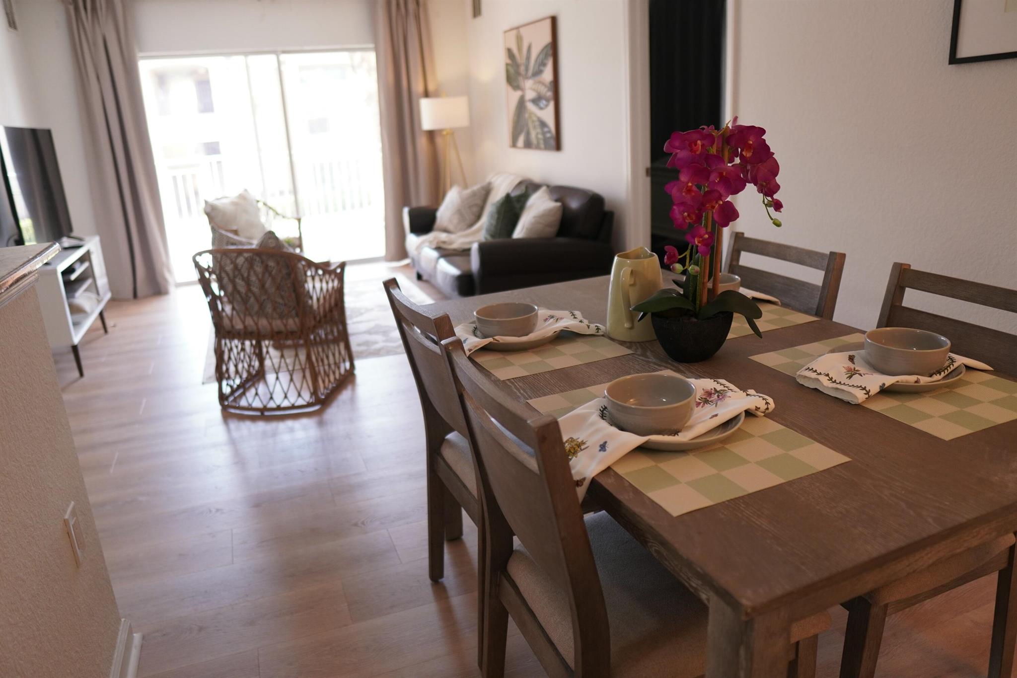 THE CLUB AT ST LUCIE WEST, A CONDOMINIUM - Residential Lease