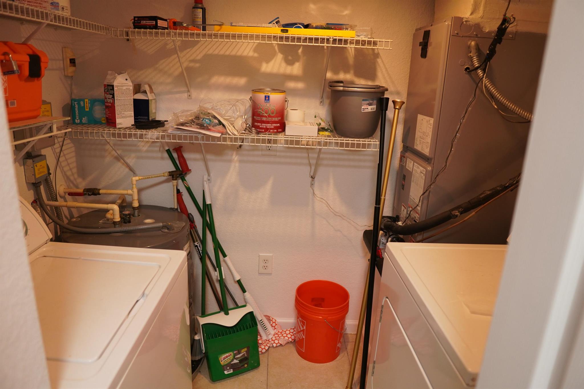 THE CLUB AT ST LUCIE WEST, A CONDOMINIUM - Residential Lease