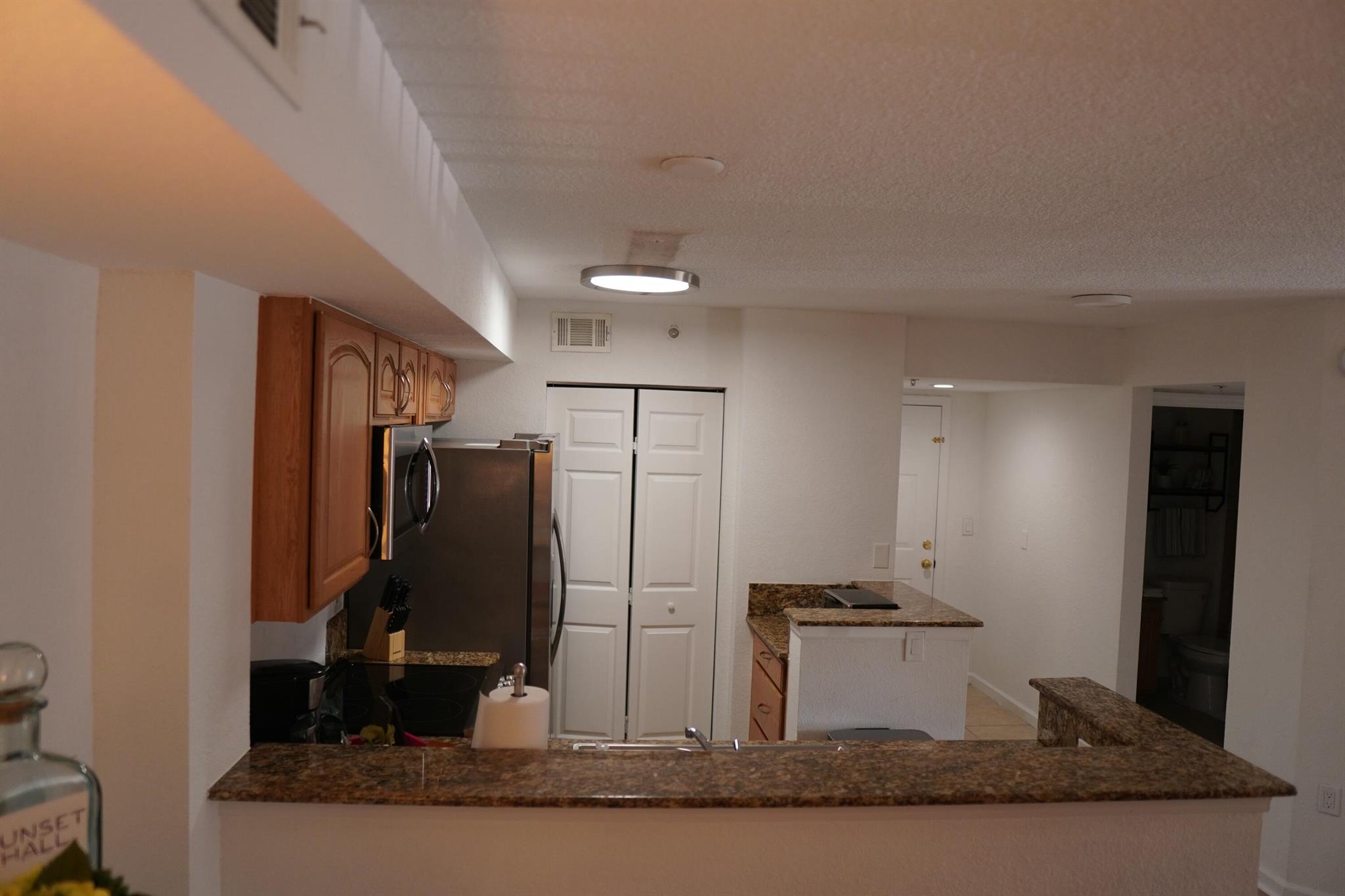 THE CLUB AT ST LUCIE WEST, A CONDOMINIUM - Residential Lease