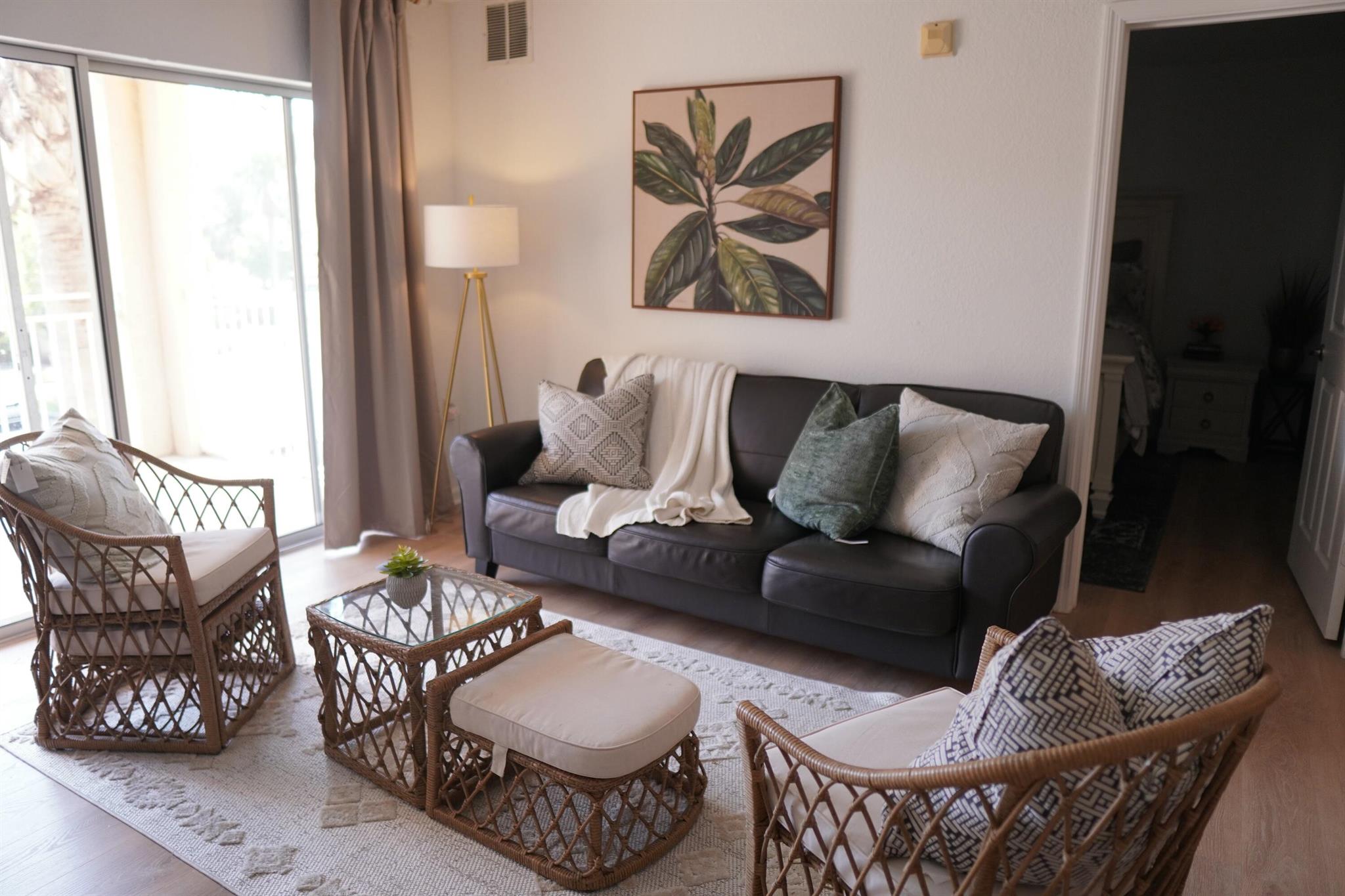 THE CLUB AT ST LUCIE WEST, A CONDOMINIUM - Residential Lease