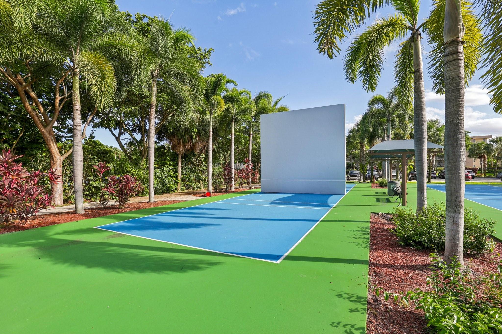 Palm Aire Country Club - Residential