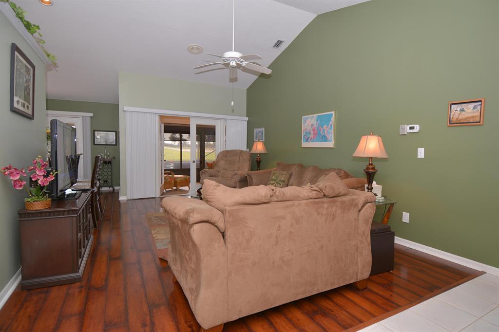 PRESIDENTIAL COVE - Residential