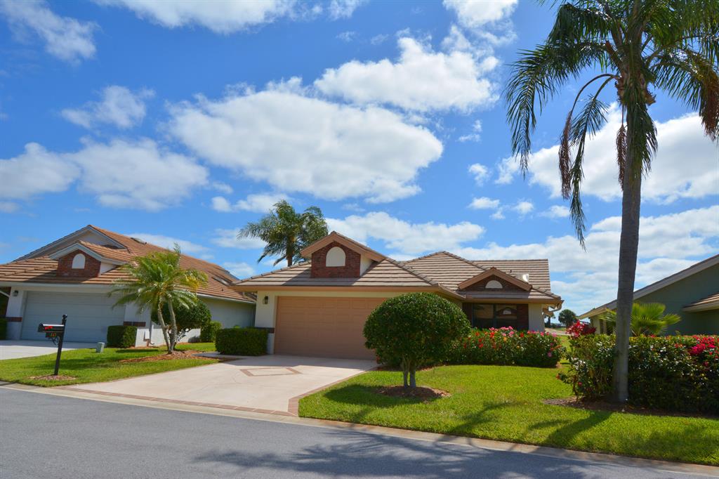 PRESIDENTIAL COVE - Residential