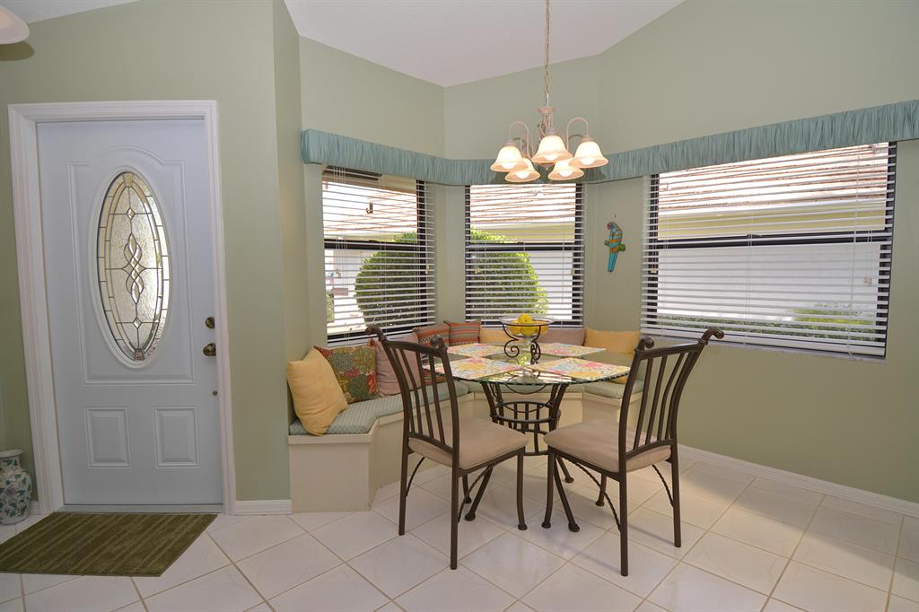 PRESIDENTIAL COVE - Residential