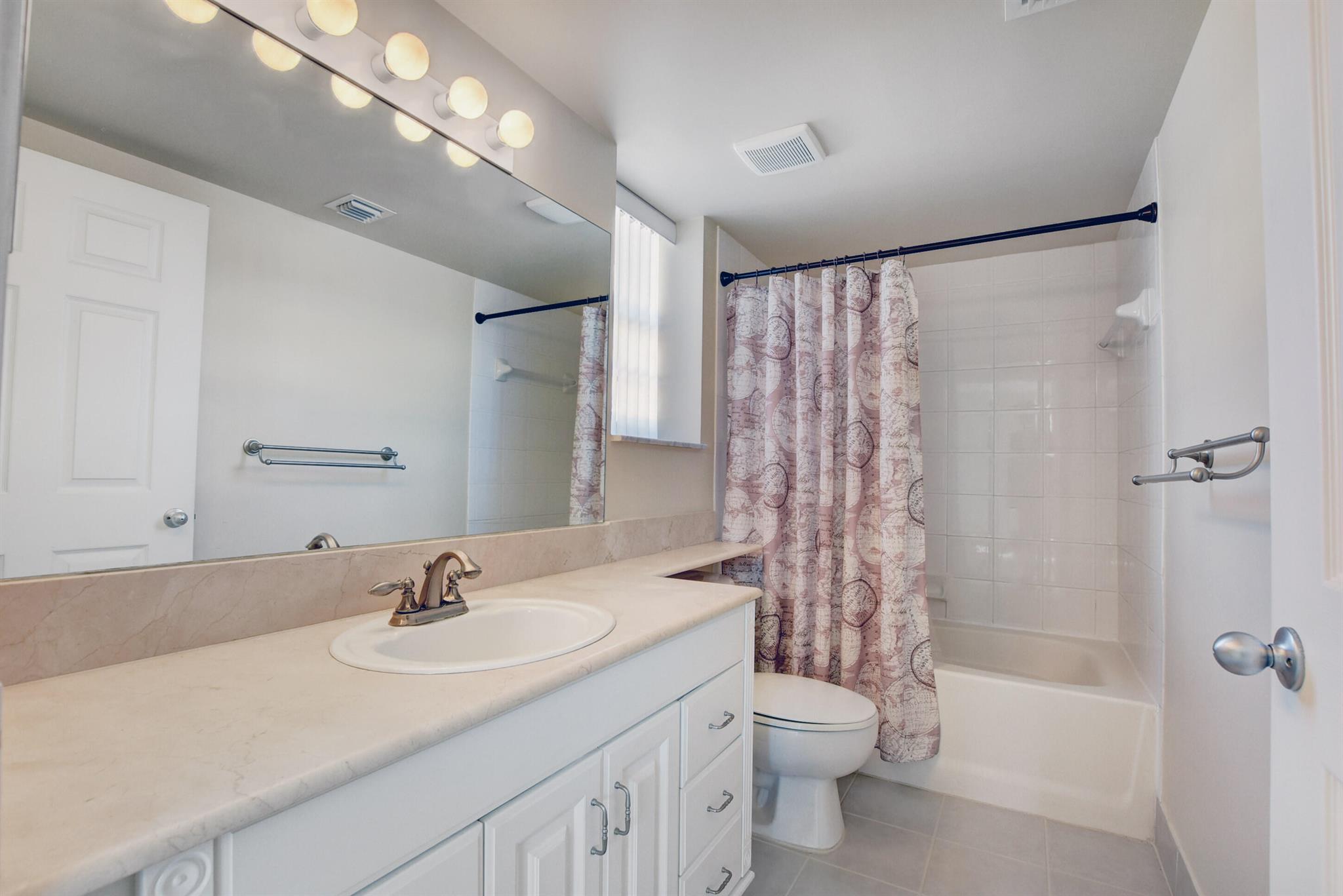 TOWER CONDO AT CITYPLACE - Residential Lease