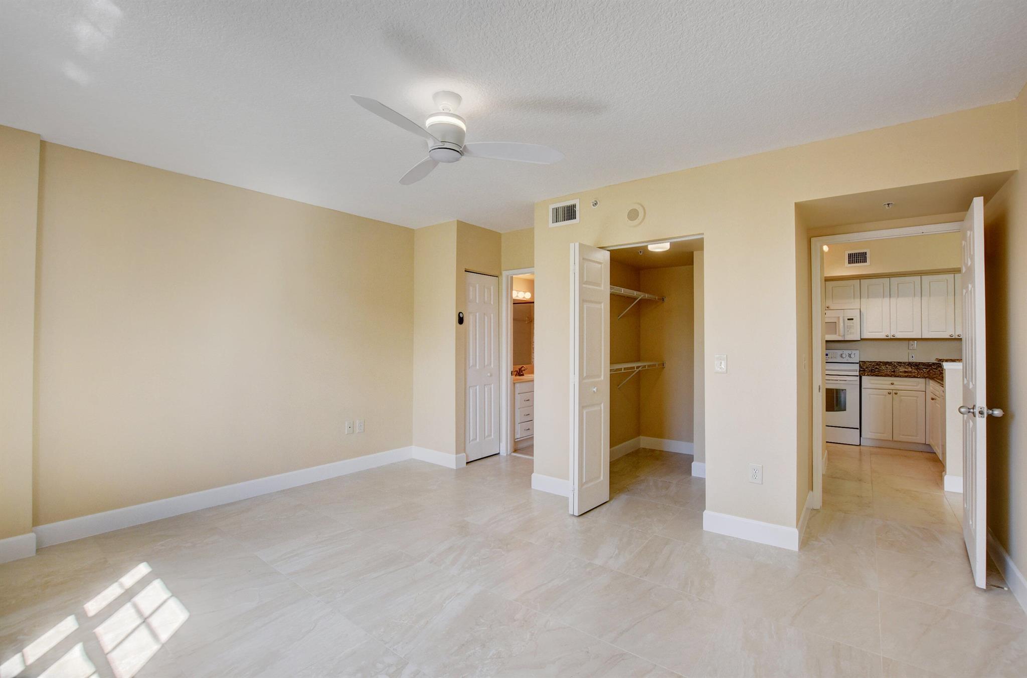 TOWER CONDO AT CITYPLACE - Residential Lease
