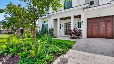 Tiny photo for 310 SE 9TH Court, Pompano Beach, FL 33060 (MLS # B26086649)