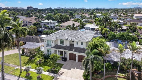Tiny photo for 310 SE 9TH Court, Pompano Beach, FL 33060 (MLS # B26086649)