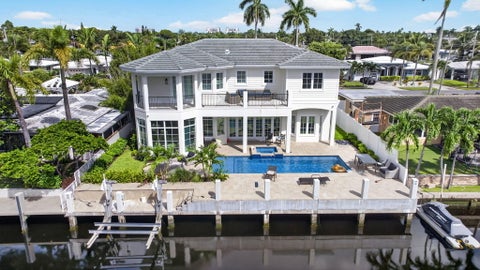 Tiny photo for 310 SE 9TH Court, Pompano Beach, FL 33060 (MLS # B26086649)
