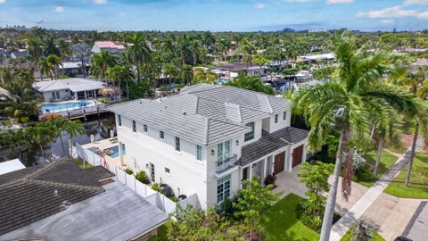 Tiny photo for 310 SE 9TH Court, Pompano Beach, FL 33060 (MLS # B26086649)